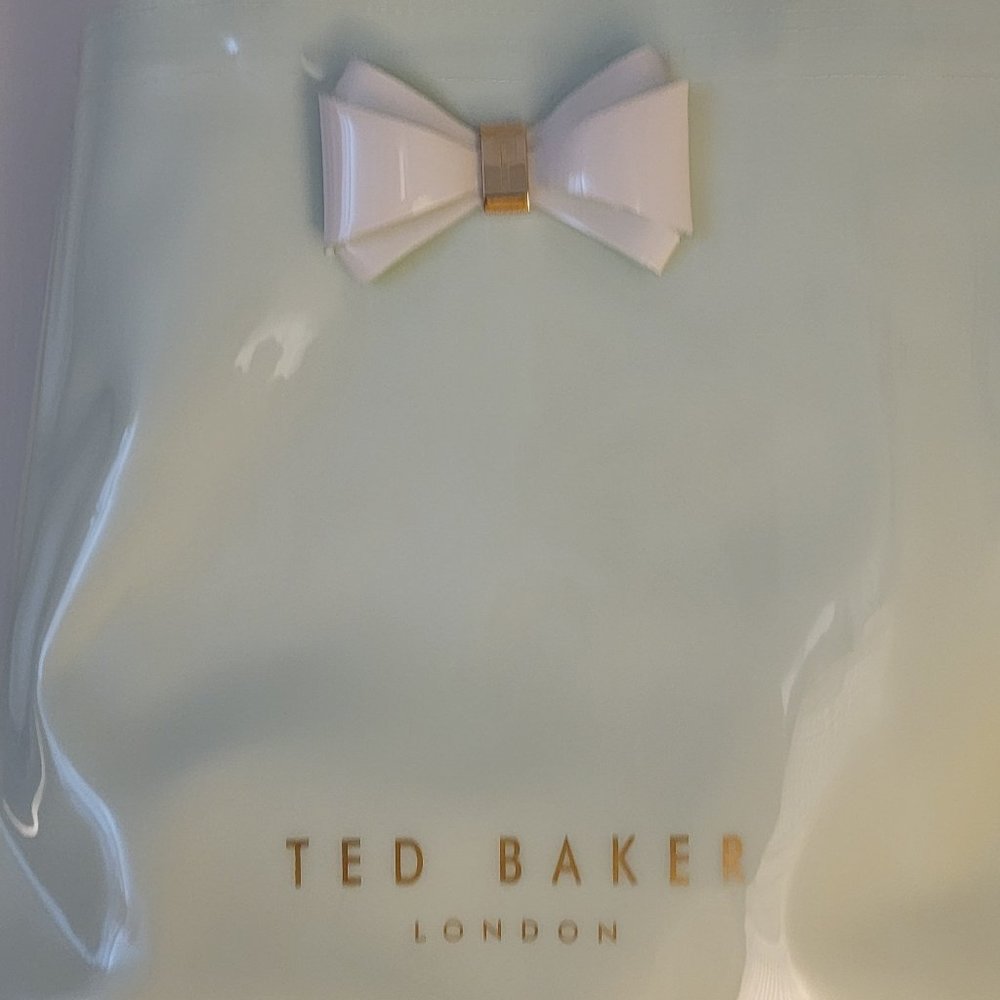 Ted Baker Purse, Mint